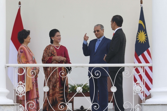 Jokowi ajak Mahathir ngobrol santai dan tanam pohon di Istana Bogor