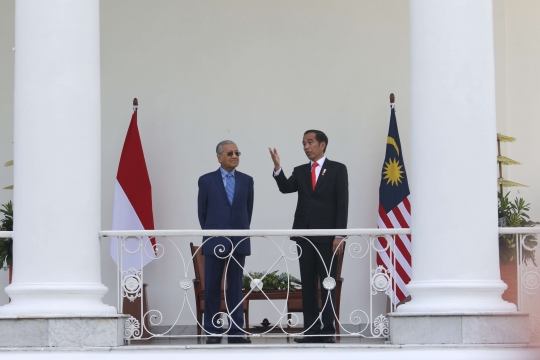 Jokowi ajak Mahathir ngobrol santai dan tanam pohon di Istana Bogor