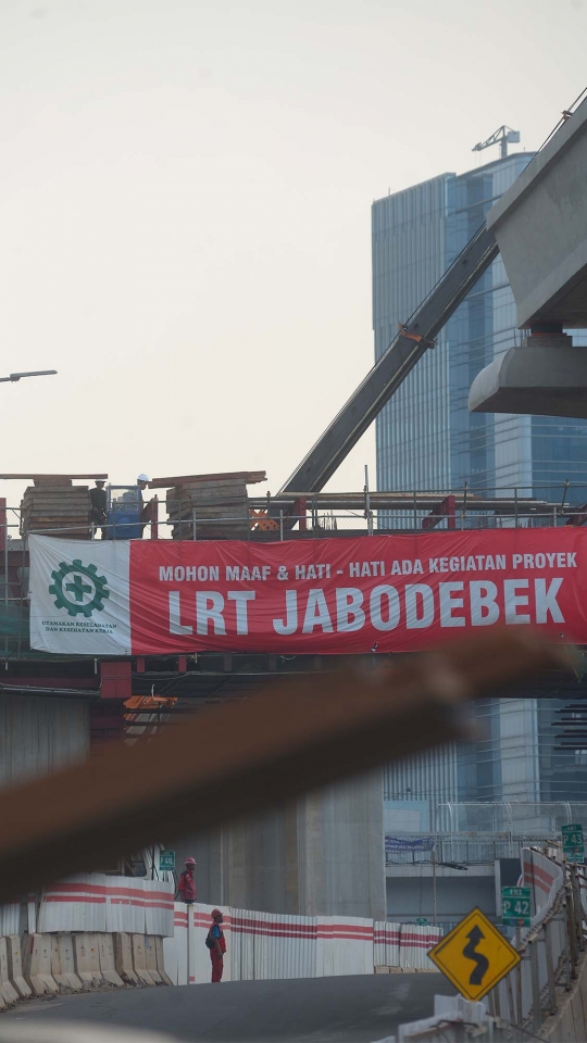 Penyelesaian proyek LRT Jabodebek terus dikebut