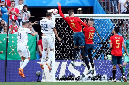 Dramatis, Rusia singkirkan Spanyol lewat adu penalti