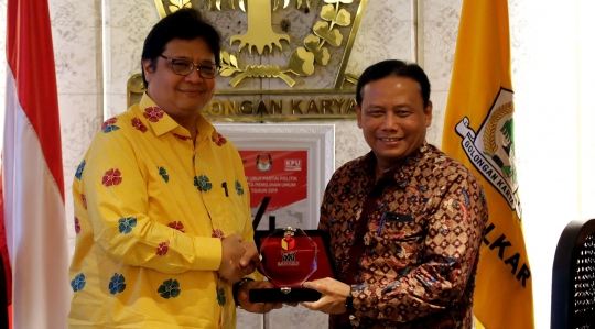 Pertemuan pimpinan Partai Golkar dan Ketua Bawaslu