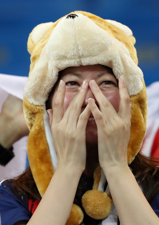 Tangis suporter Jepang di Rostov Arena