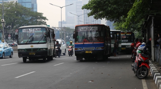 Kopaja dan Metromini dilarang melintasi jalan protokol saat Asian Games