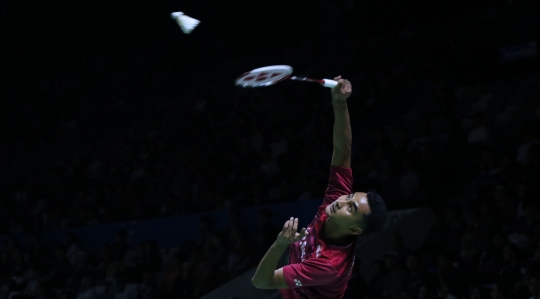 Susah payah Tommy Sugiarto melangkah ke perempat final Indonesia Open