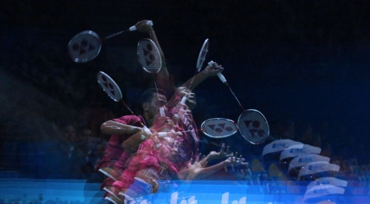 Kalah dari Kento Momota, Tommy Sugiarto tersingkir