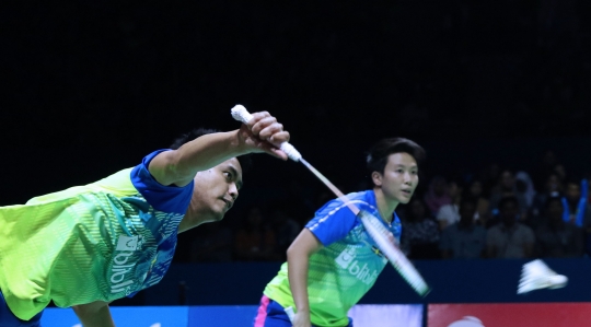 Kalahkan rekan satu negara Tontowi Ahmad/Liliyana Natsir melenggang ke final