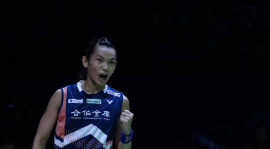 Jatuh bangun tunggal putri China Taipei Tai Tzu Ying masuk ke final