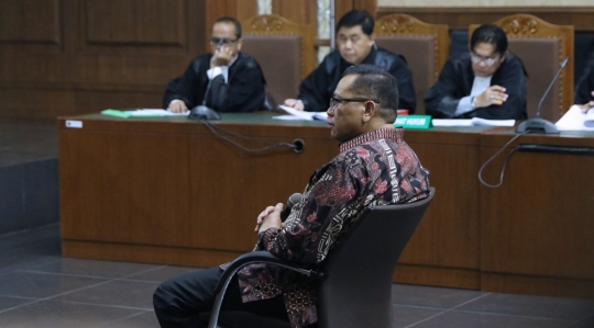 Mantan pegawai Setjen Kemendagri jalani sidang dakwaan terkait korupsi IPDN