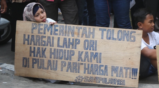 Warga Pulau Pari kembali bondong-bondong demo PN Jakarta Utara