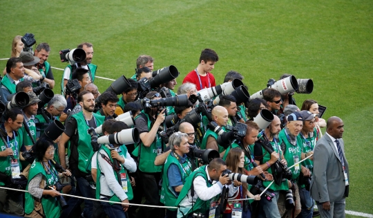 Perjuangan pewarta foto berburu momen terbaik Piala Dunia 2018