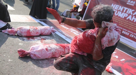 Teatrikal galang dana untuk korban perang Suriah