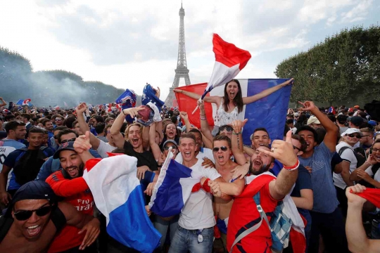 Euforia warga Prancis setelah menjuarai Piala Dunia 2018