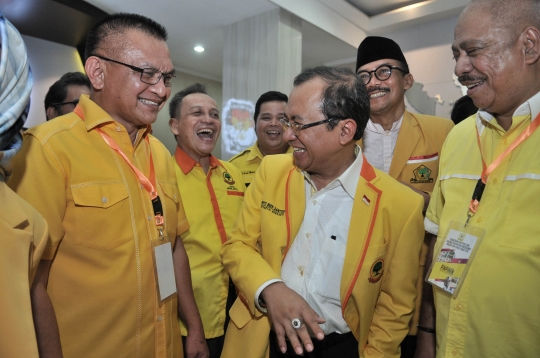 Jelang tengah malam, 5 Parpol daftarkan bakal caleg ke KPU