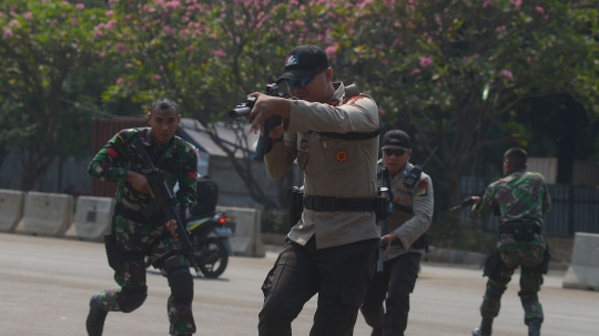 Aksi TNI-Polri dalam latihan pengamanan Asian Games 2018