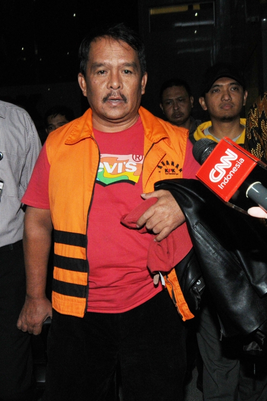 KPK resmi tahan Bupati Labuanbatu Pangonal Harahap