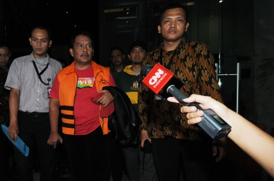 KPK resmi tahan Bupati Labuanbatu Pangonal Harahap