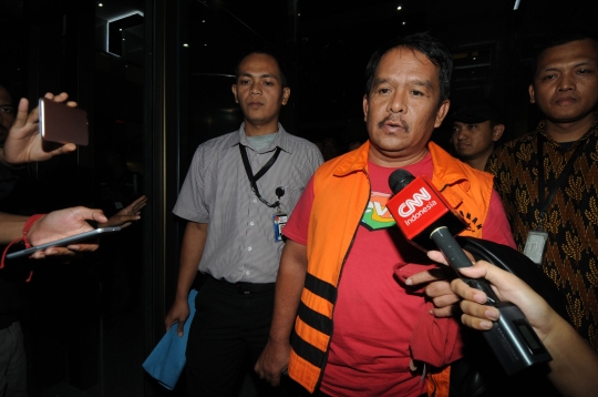 KPK resmi tahan Bupati Labuanbatu Pangonal Harahap
