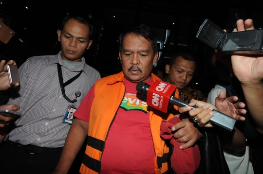 KPK resmi tahan Bupati Labuanbatu Pangonal Harahap