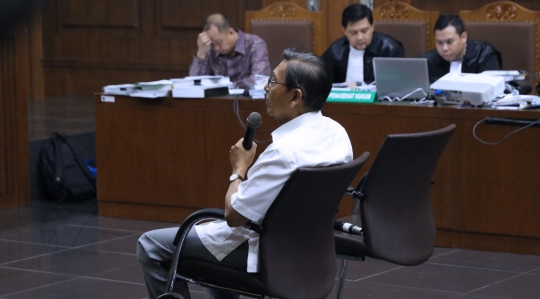 Mantan Wapres Boediono bersaksi di sidang korupsi SKL BLBI