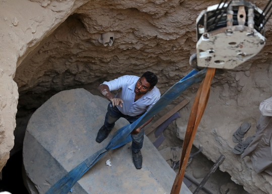 Penampakan mumi dalam peti kuno berusia 2.000 tahun di Alexandria