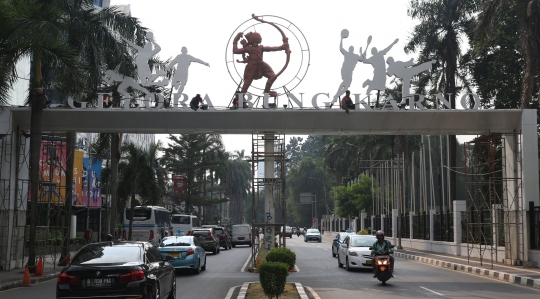 Pintu gerbang GBK dipercantik jelang Asian Games