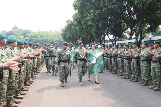 Letjen TNI Andika Perkasa dilantik menjadi Pangkostrad