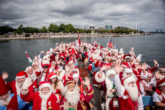 Kemeriahan kongres Santa Claus sedunia ke-61 di Denmark