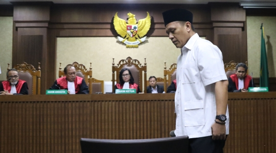 Divonis bersalah, Bupati Lampung Tengah nonaktif dihukum tiga tahun penjara