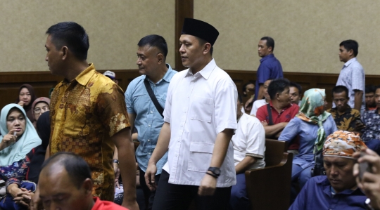 Divonis bersalah, Bupati Lampung Tengah nonaktif dihukum tiga tahun penjara