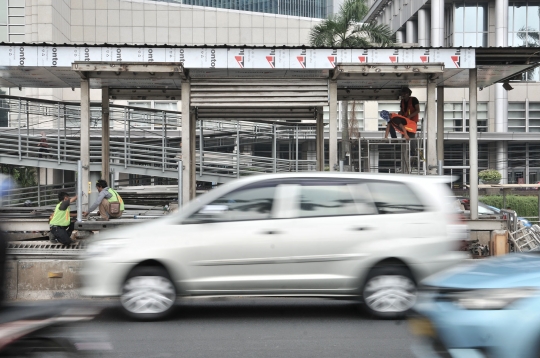 Perluasan halte Transjakarta GBK