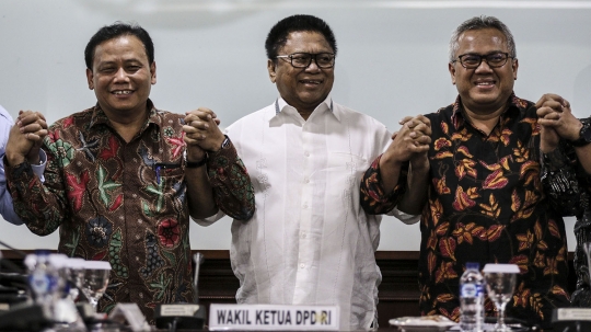 KPU dan Bawaslu temui Oesman Sapta Odang bahas putusan MK