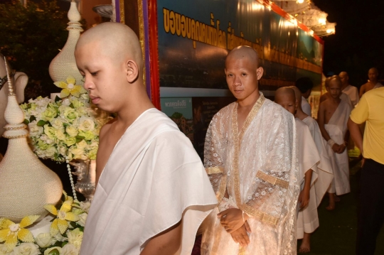 Ekspresi 11 remaja yang terjebak gua Thailand saat jalani ritual jadi biksu