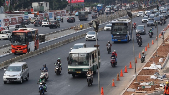 Sandiaga Uno larang Kopaja dan Metromini lewati jalan protokol saat Asian Games