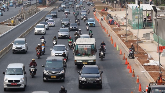 Sandiaga Uno larang Kopaja dan Metromini lewati jalan protokol saat Asian Games