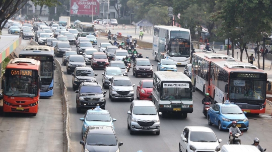 Sandiaga Uno larang Kopaja dan Metromini lewati jalan protokol saat Asian Games