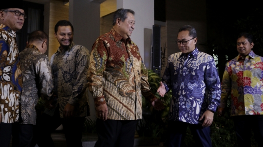 Pertemuan hangat SBY dan Zulkifli Hasan di Mega Kuningan