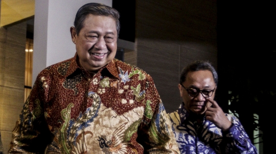 Pertemuan hangat SBY dan Zulkifli Hasan di Mega Kuningan