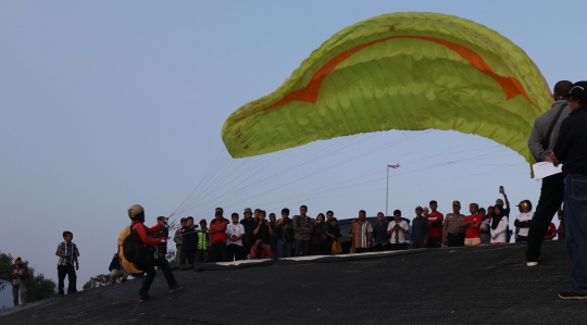 Atlet paralayang Indonesia matangkan persiapan di kawasan Puncak