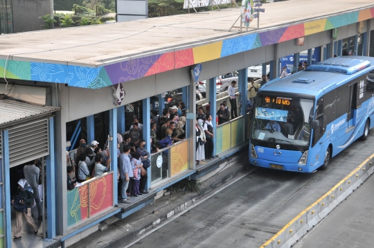 Jumlah penumpang Transjakarta meningkat