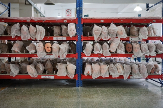 Intip pabrik boneka seks terbesar di China