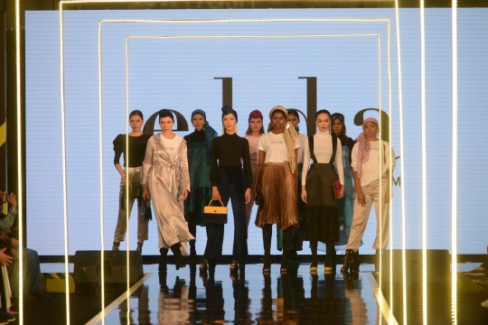 Melihat ragam busana dari brand ternama di JMFW 2018