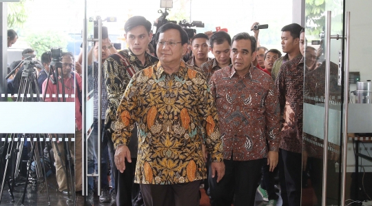 Prabowo kunjungi markas PKS