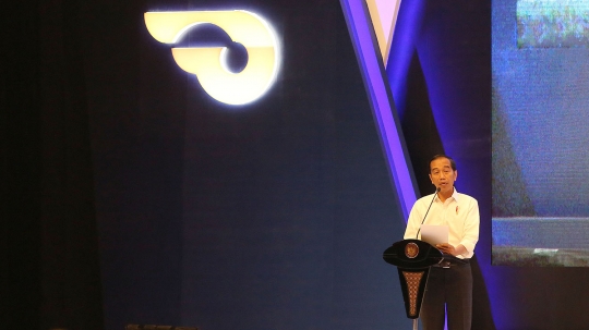 Buka GIIAS 2018, Jokowi jajal mobil pedesaan AMMDes