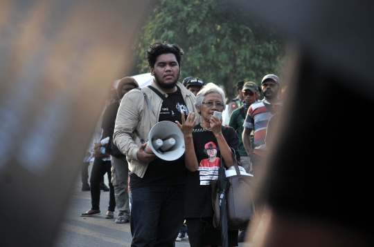 Aksi Kamisan ke-547 di Istana Negara