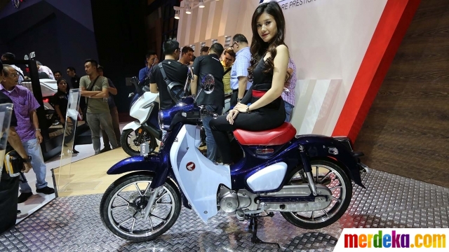  Foto Gaya klasik motor Super Cub C125 saat melantai di 