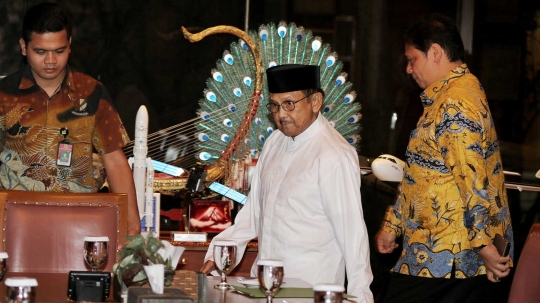 Jelang Pilpres 2019, Airlangga Hartarto temui BJ Habibie