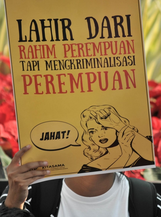 Aksi menuntut keadilan untuk WA korban pemerkosaan