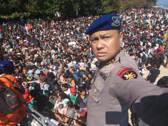 Gelombang turis asing saat tinggalkan Lombok