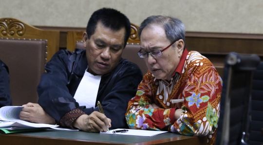 Irvanto dan Made Oka Masagung jalani sidang lanjutan terkait e-KTP
