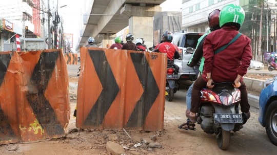 Imbas proyek MRT, Jalan Panglima Polim Raya menyempit